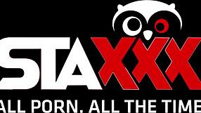 Laurie Vargas Squirts During Hardcore Action