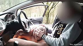 OMG, 순진한 무슬림 청년 18+ 히잡 차림으로 공개 공원에서 자위하다 걸려! 😳