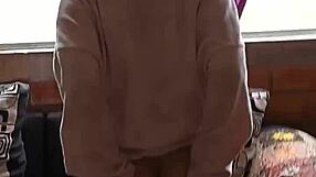 Masturbating to rich audio of Chilean brunette's moans