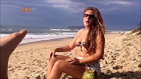 Kellenzinha dominates the scene with her big ass in wild amateur assfucking action.