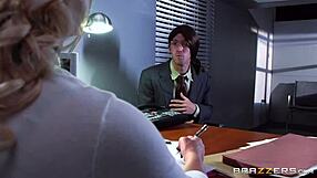 Brazzers - Dirty Milf Phoenix Marie Craves Cock in Her Mouth