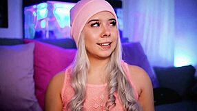 Chubby Blonde with Cute Face Sucks Boyfriend's Cock in Outdoor Deepthroat