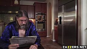 Collector Agent Bangs Shopaholic!