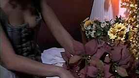 شرموطة في معركة ملحمية بمص ونيك قوي