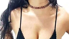 Arrecha latina seduces you to intense orgasm