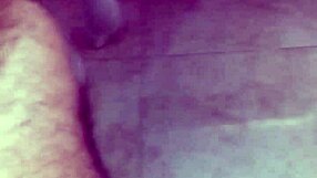 Mi hermosa novia se dejó grabar mientras cogemos con la condición de que no le mostraré el vídeo a nadie míralo antes que me pida lo borre