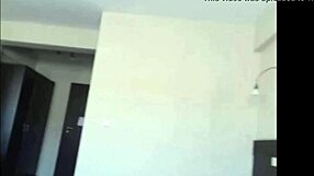 cam star endures intense hardcore pussyfucking on webcam