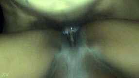 ebony gets a facial in the backseat 😏