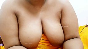 srilankan tamil lady with natural tits catches your eye. what's her secret?