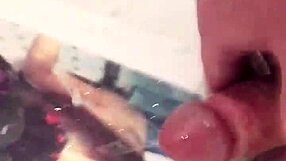 يا إلهي، تركت تحية مني لأمبرلي الثانية، شوف!