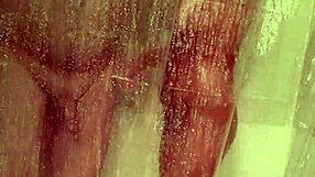 mandeezy4u2 bathes in the shower with her tits