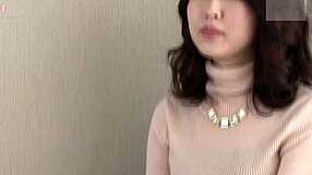 Mahu Intip Selapis Wanita Nakal?