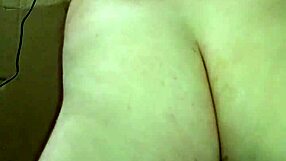 Gay man receives anal cum and uses vacuum on dildo