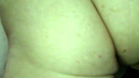 Gay man receives anal cum and uses vacuum on dildo