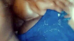 Enjoying holiday sucking well-endowed guy's big cock, follow Wanessa Silva142