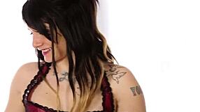 Gloryhole Babe Sucks Hard in Sexy Lingerie