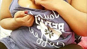 Sexy North Indian Girl Flashes Her Gorgeous Boobs