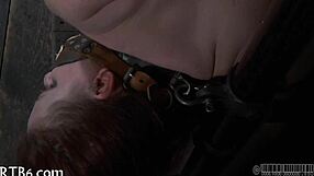 Ferocious whipping session for the submissive gal