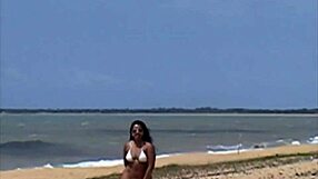 fio dental flashing pussy at porto seguro beach