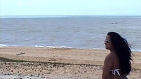 fio dental flashing pussy at porto seguro beach