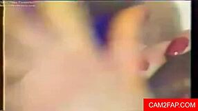 Teen Masturbates on Webcam for All to See!