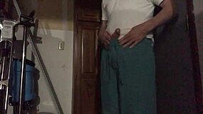 I get's a gay rub, it's so relaxing