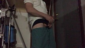 I get's a gay rub, it's so relaxing