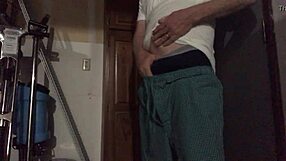 I get's a gay rub, it's so relaxing