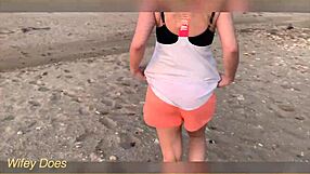 Flashing tits at sunset – dare to peek?