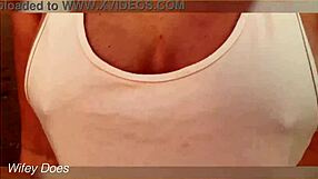 Flashing tits at sunset – dare to peek?