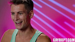 المبتدئون تريفور هاريس وإيان هولمز يغوصون في أكشن دوجيستايل هاردكور