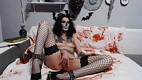 Lucy Ravenblood's self-fisting Halloween cam show continues