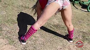 hot blonde melody antunes plays solo in park after sweaty workout