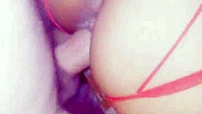 San Valentín celebra con vibras de adolescente latina 18+