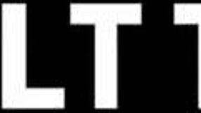 Girlsway Blonde Femdom attache Ashley Adams pour un fist brutal et un facial