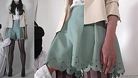 Asian Stockings Fetish With Japanese Balloon Play