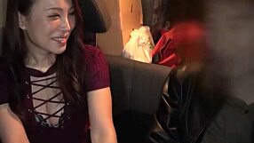 アジア素人が激しい日本セックスで本能全開！