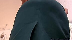 Sinn Sage Shows Booty Clothes