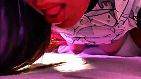 Petite amateur moves ass in anal scene