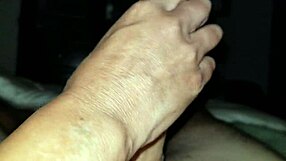 Wow, Handjob with Precum!