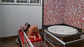 Pamela Pantera Makes Manu Fox Cum in Her Mouth!