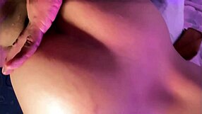 Petite amateur moves ass in anal scene