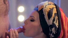 Milf gives blowjob and handjob to cock in high definition