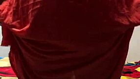 de que color es mi tanga bajo las medias