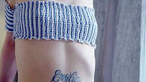 ซิลเวียโซปราโนสั้นผมหมุนโดนเลียหีโด๊กกี้คูนิลิงกัส