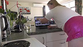 Nz Milf Slut Fucked Hard And Pissed On