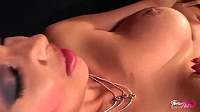 Tera And Carmen Play With Fat Dildo 😏