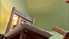 Alikat2 Feels Emotional Pleasure with the Oak Chair