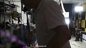 chơi em người mẫu trẻ