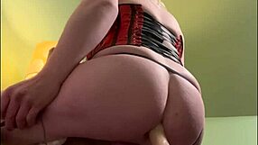 Alikat2 Feels Emotional Pleasure with the Oak Chair